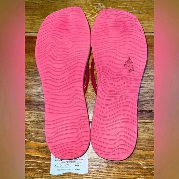 REEF | Women's Seas × OPI Sandals | Strawberry Margarita | Women’s 7 - Picture 2 of 3